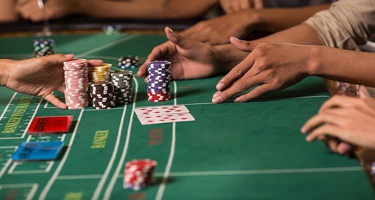 online casinos table